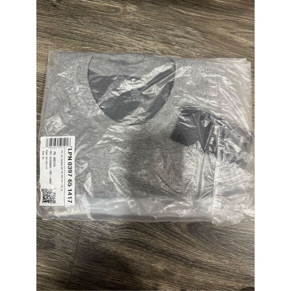 New Fabletics The Training Day Tee Mid Grey Heather - Picture 1 of 2